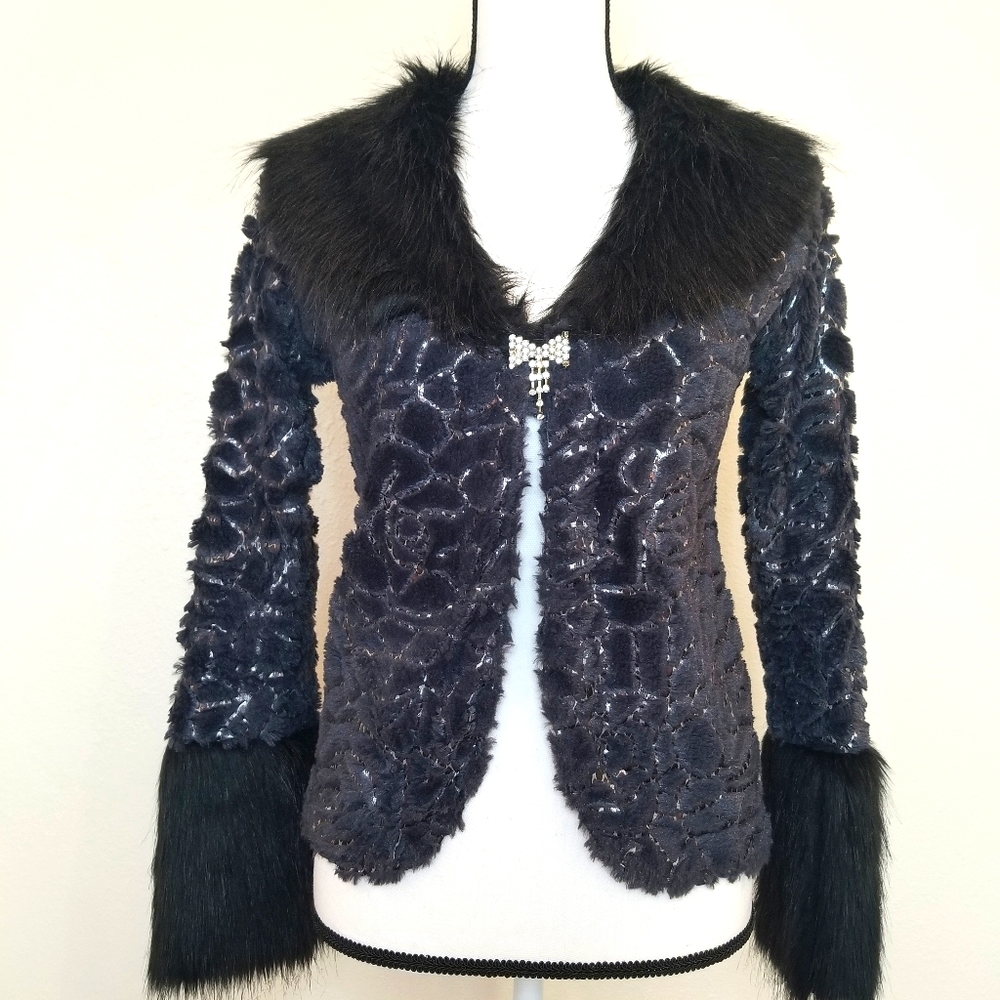 Jacket/Blazer with Faux fur color